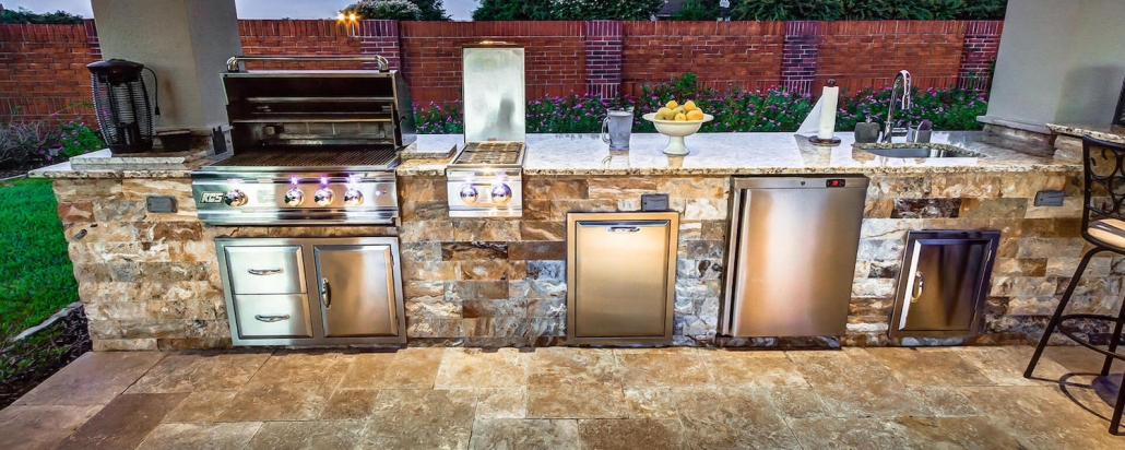 4 Outdoor Features That Need House Electrical Wiring