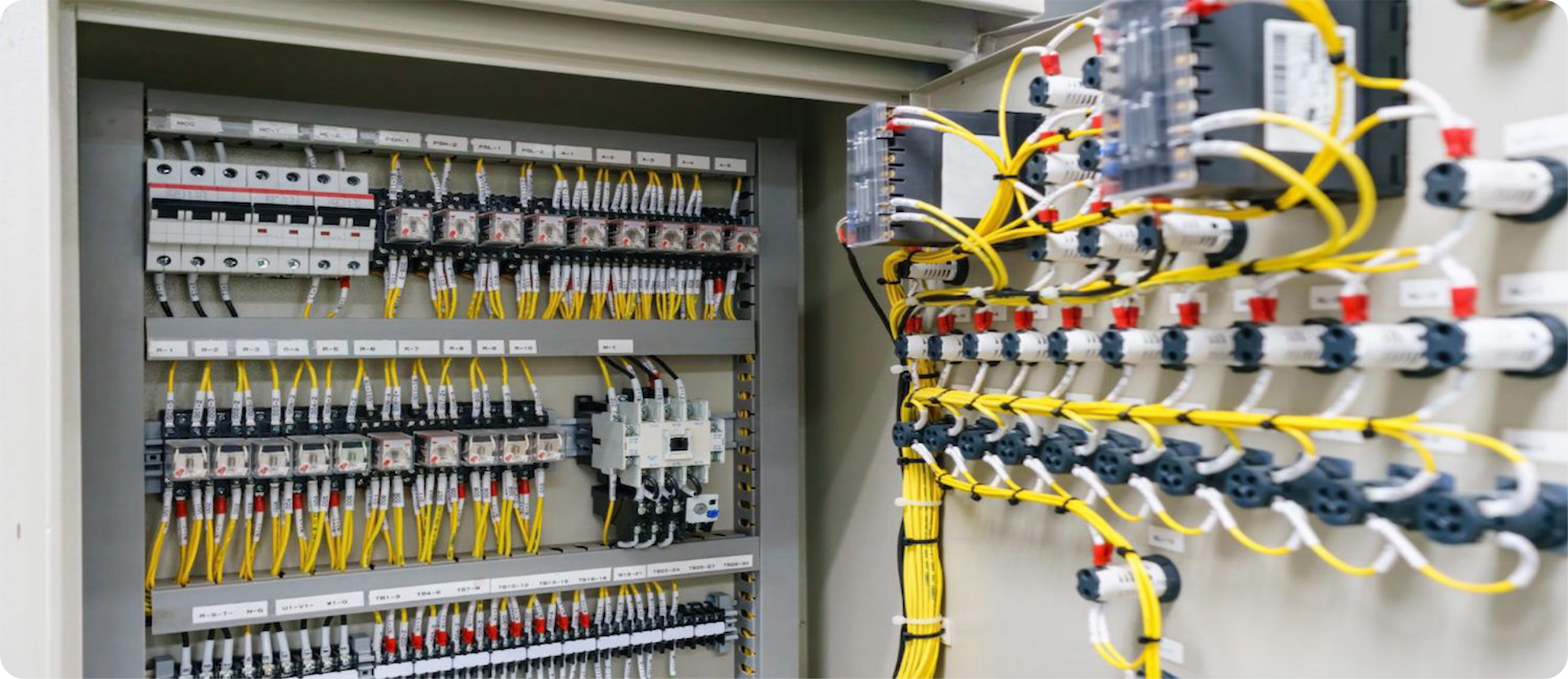 commercial electrical panel breakers